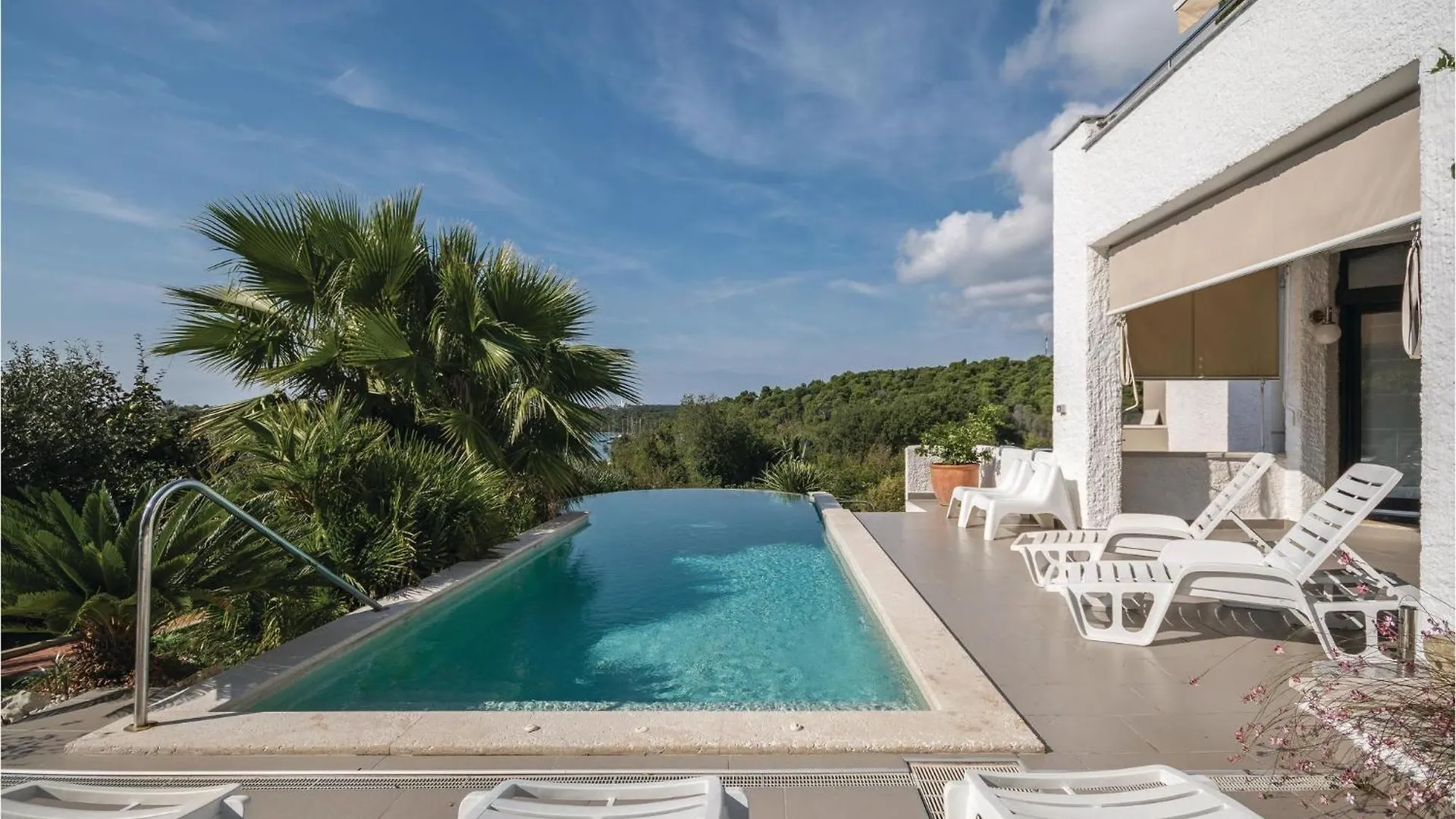 Pet Friendly Apartment In Pula With Wifi