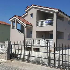 Apartment Rose, Pula
